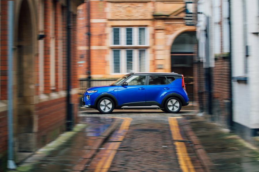  Kia Soul EV (SK3) 2019 года  (UK) (фото 10 из 40)